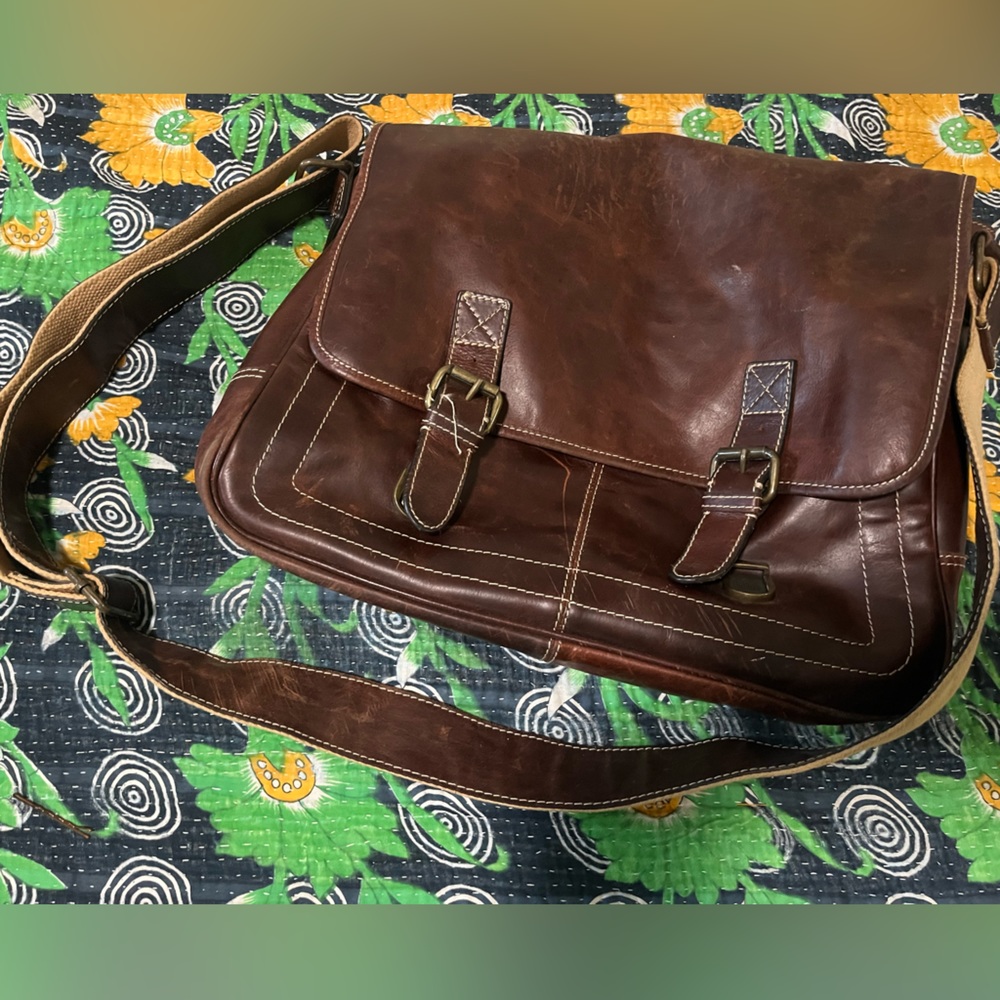 FOSSIL VINTAGE LEATHER LAPTOP CASE OR OTS SATCHEL